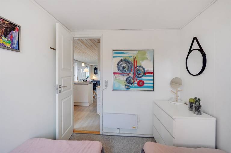 Pleasant house with barbeque, terrace & yard | Pet-friendly — photo 3