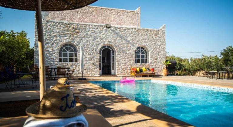 Pleasant villa with pool | Pets are welcome — photo 3