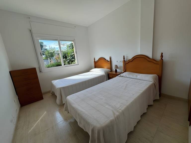Fully equipped house with pool, garden & terrace | Garden view | Pet-friendly — photo 3