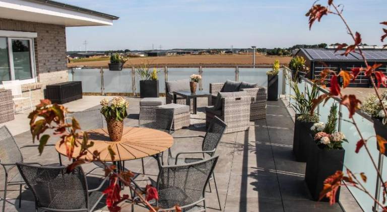 Rental apartment with barbeque, terrace & yard | Perfect for remote work | Pets are welcome — photo 2