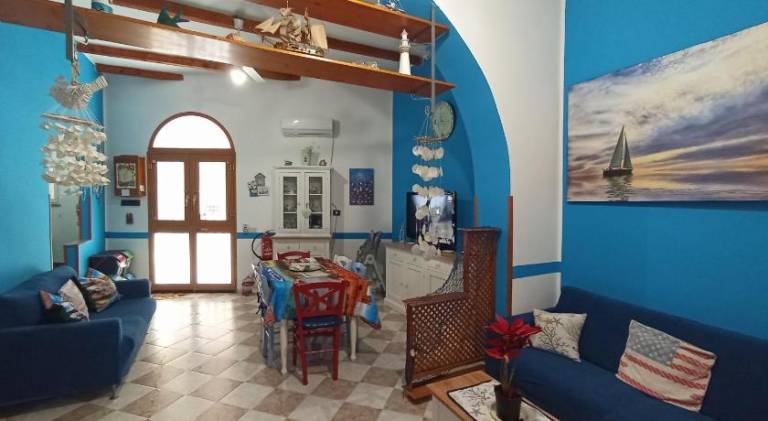 Holiday apartment with 2 rooms for 5 persons — photo 4
