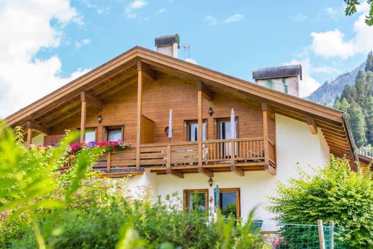 Appartamento Bucaneve with Lake View, Balcony & Wi-Fi — photo 3