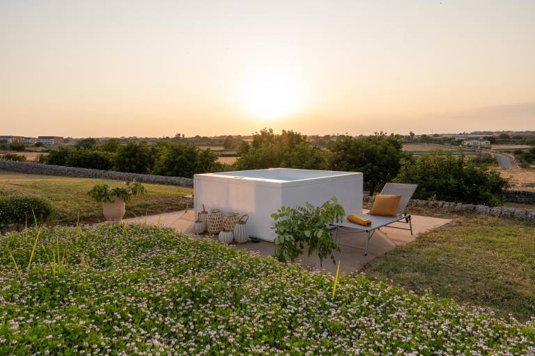Family-oriented villa with garden & jacuzzi | Garden view | Pets are welcome — photo 3
