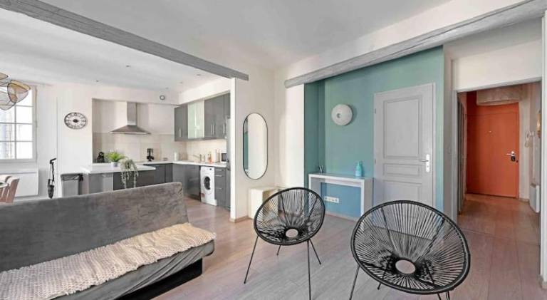 Rental apartment | Close to Popes' Palace — photo 2