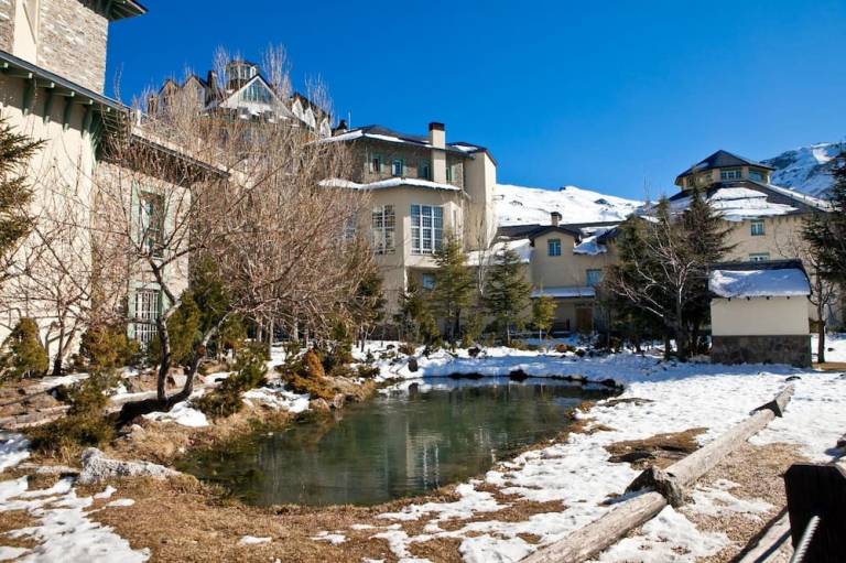 Aparthotel Monachil