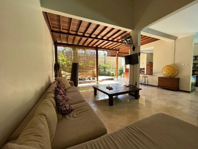 Charming villa with pool & BBQ | Perfect for remote work | Dogs allowed in Kuta