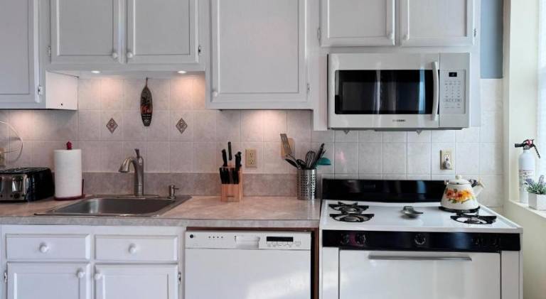 Mega Stunning Skyline View - APT 4-5 Combination - 6 Bedroom - Sleeps 25 - 15 mins to NYC — photo 5