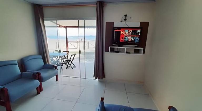 Vacation home | Close to the beach | Pets allowed — photo 2