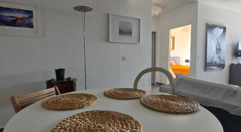 Holiday apartment with patio | Next to Jet d'Eau — photo 3