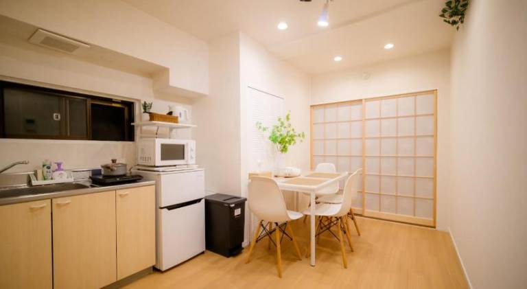 Apartment with 2 rooms for 6 persons in Tokyo