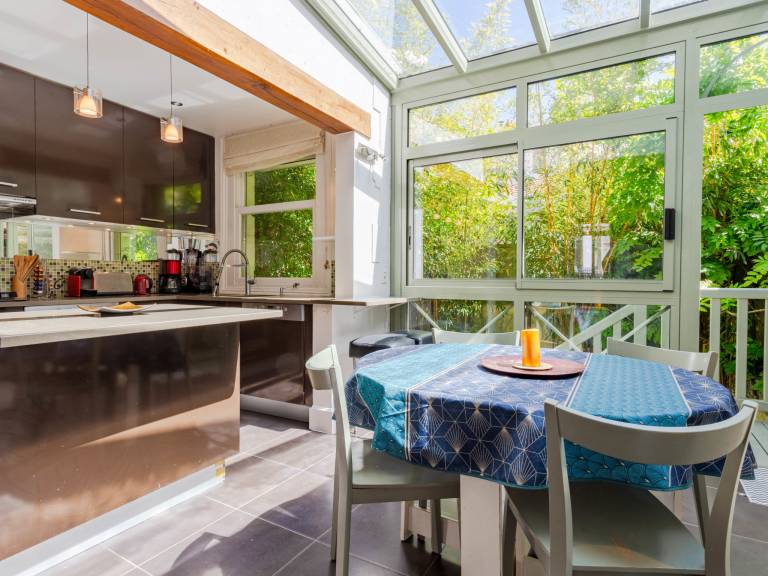 Vacation home with barbecue, garden & terrace — photo 4