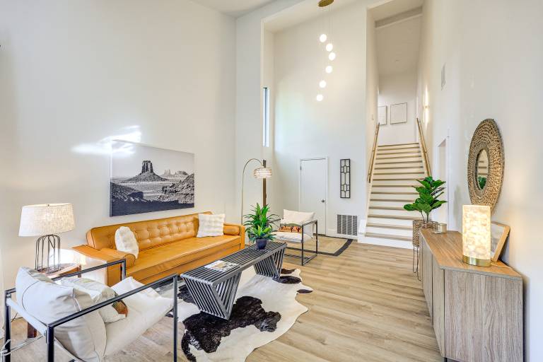 Work & Relax San Antonio Home w Hot Tub