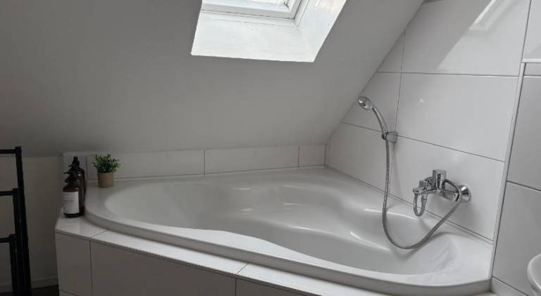Moderne Unterkunft mit Komfort & Top-Lage — photo 4