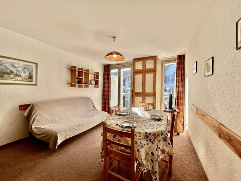 Rental apartment with 1 room for 5 persons — photo 3