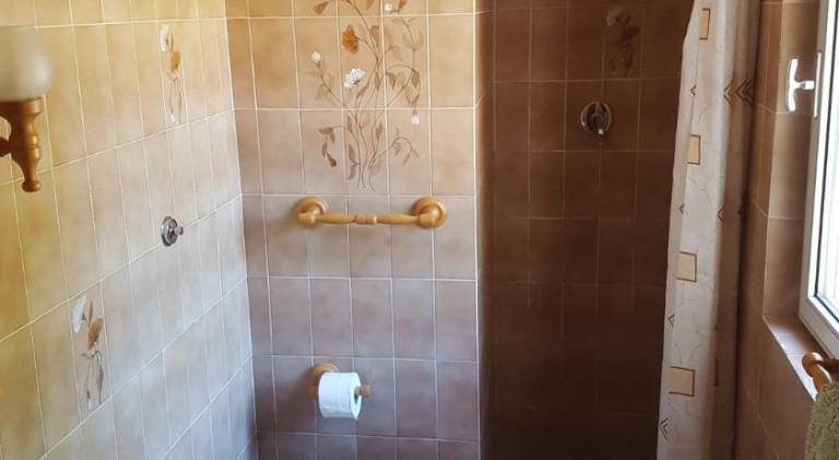 Pleasant apartment with yard & barbeque | Beach nearby | Pets allowed — photo 2