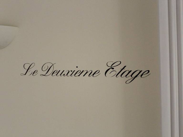 Le Deuxieme Etage