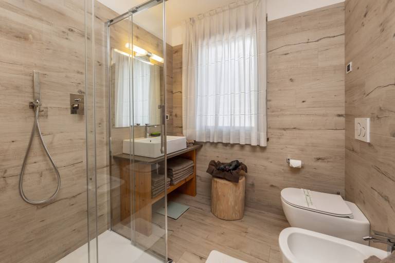 Chalet Mountain Plaza - Le atmosfere magiche del Trentino, il calore dello chalet di montagna - — photo 2
