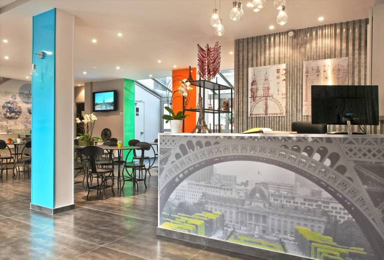 Hotel Alpha Paris Eiffel by Patrick Hayat in Meudon
