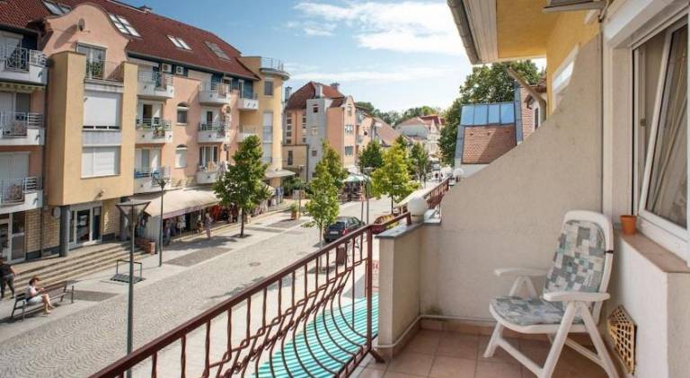 Beautiful holiday apartment with terrace | Pet-friendly — photo 3