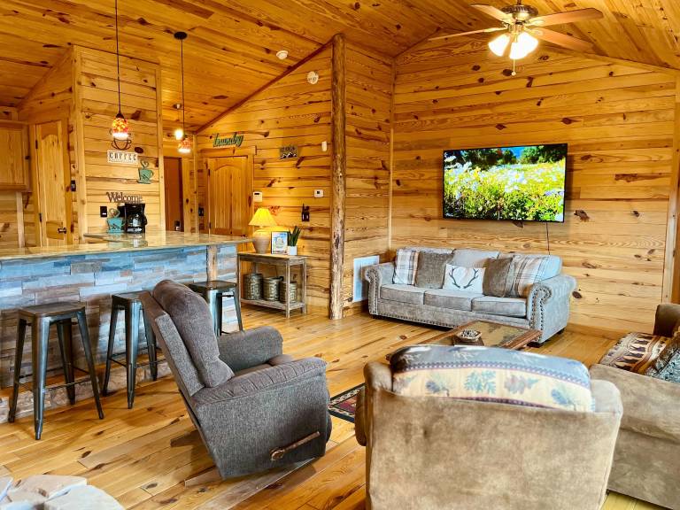Child-friendly ample cabin with barbeque & hot tub | Lake view | Pets are welcome — photo 5