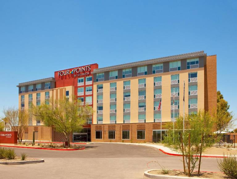 Four Points by Sheraton at Phoenix Mesa Gateway Airport in Gilbert, AZ