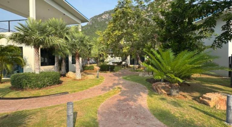 Villa with pool | Pet-friendly — photo 5
