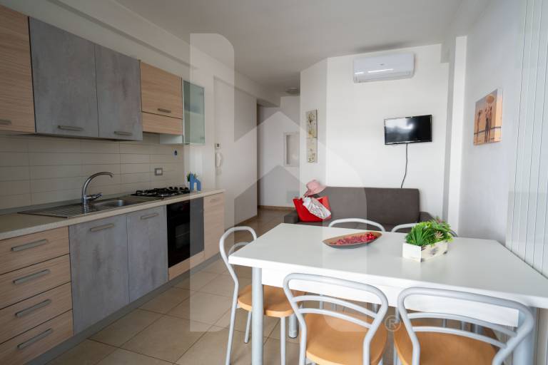 Holiday apartment with pool & terrace | Beach view | Next to the beach | Dogs allowed — photo 5
