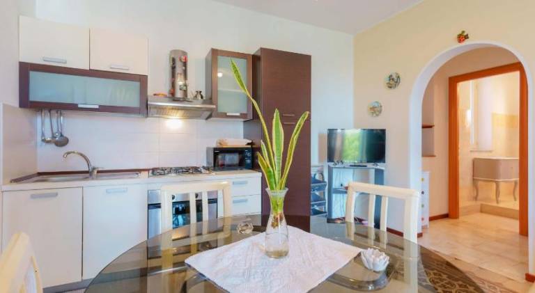 Holiday apartment with 2 rooms for 6 persons — photo 5