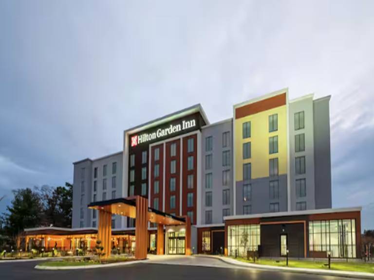 Tru by Hilton Middleburg Heights Cleveland Airport in Middleburg Heights, OH