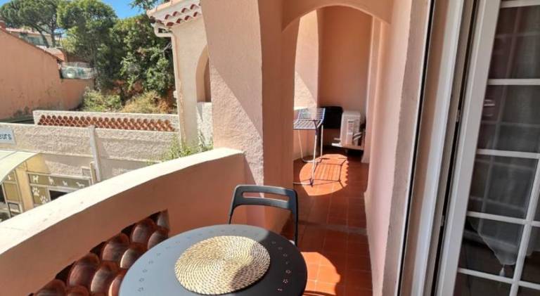 Apartment with 1 room for 3 persons — photo 3