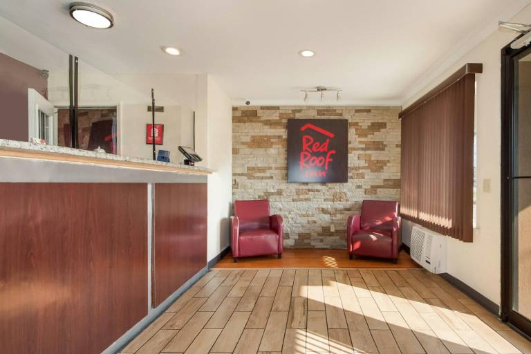 Red Roof Inn Santee — photo 4