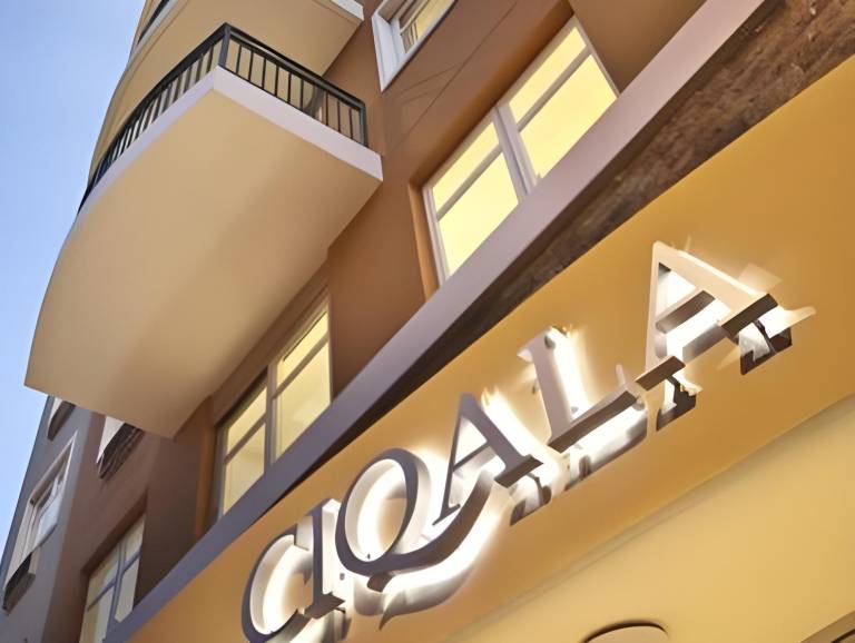 Ciqala Suites Hotel - San Juan in San Juan