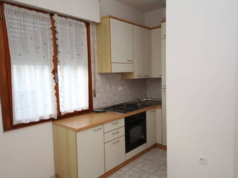 Holiday apartment with patio & yard — photo 3