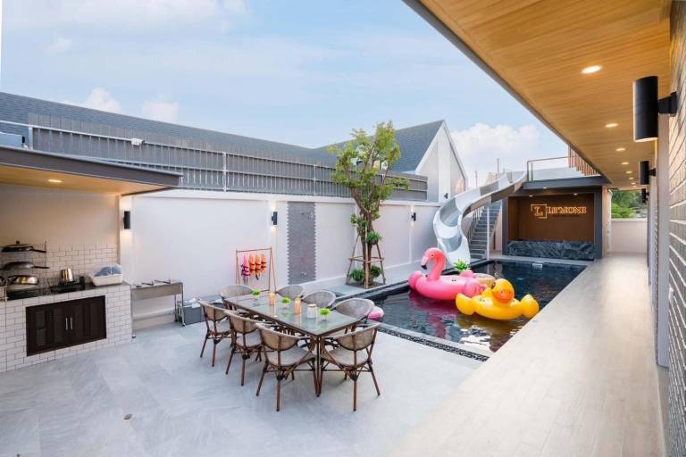 Fully equipped villa with BBQ, hot tub & pool | Close to the beach | Perfect for remote work | Pets are welcome — photo 5