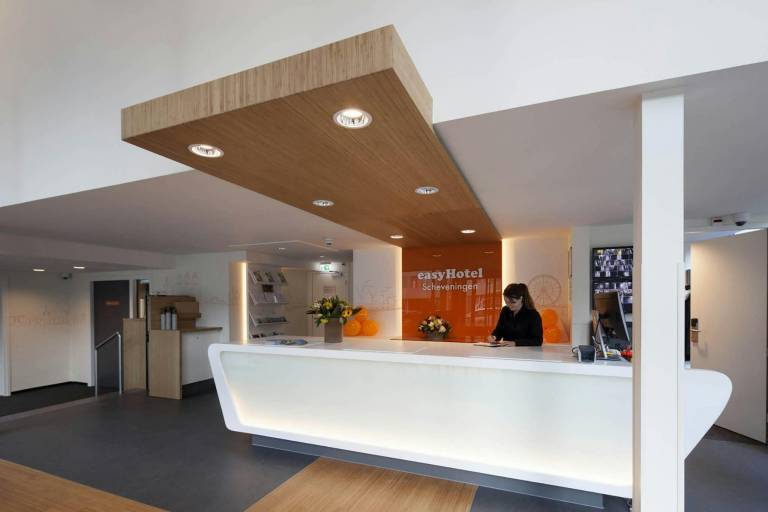 EasyHotel The Hague City Centre — photo 2