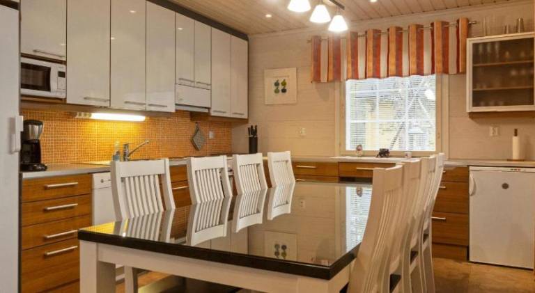 Vacation home for 10 persons — photo 3