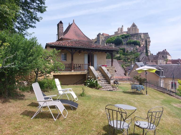 Ferienhaus in Beynac-et-Cazenac f&uuml;r max. 4 Personen am Atlantik