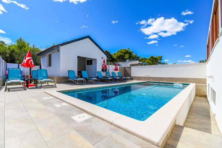 Ferienwohnung in Arbanija, Trogir für max. 4 Personen, Ferienwohnung in Arbanija, Trogir für max. 4 Personen,
