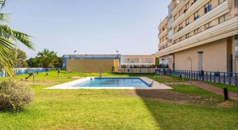 Holiday apartment with pool — photo 3