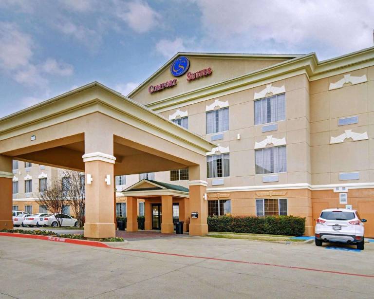 Comfort Suites Roanoke - Fort Worth North in Roanoke, TX