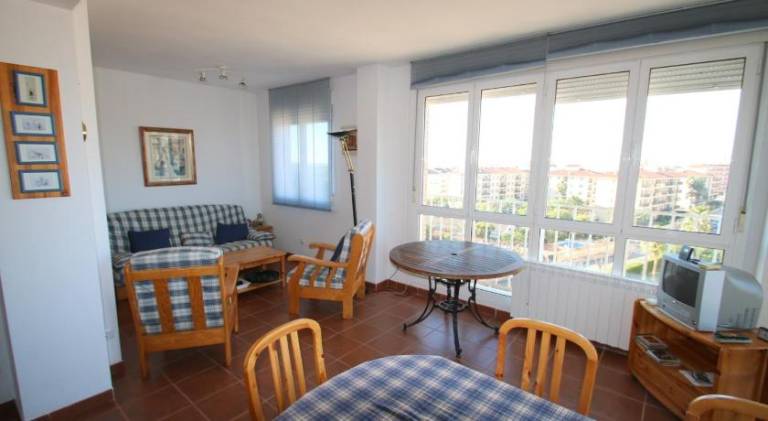Apartment with barbeque & terrace in Cambrils