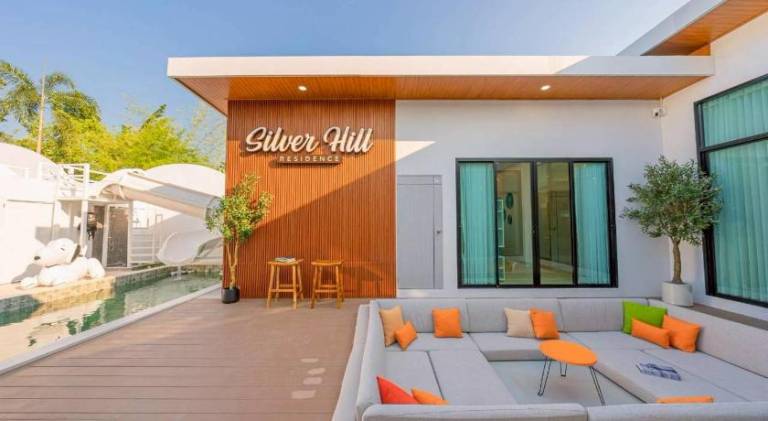 Villa with pool & hot tub | Pets allowed in Sattahip