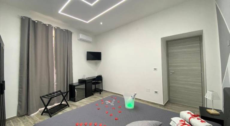 Rental apartment with 1 room for 5 persons in Pompei