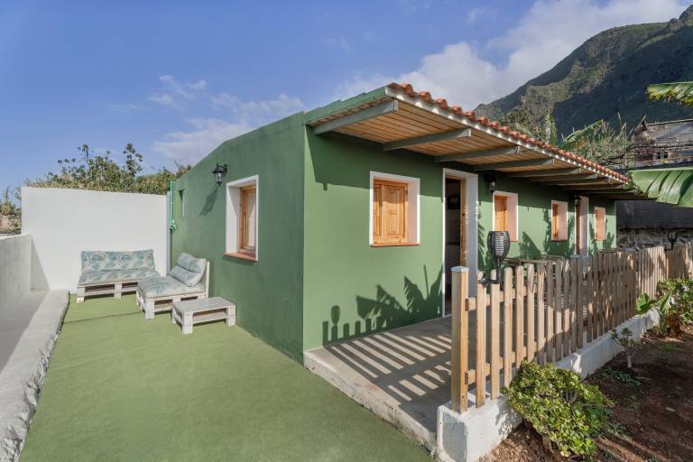 Finca with barbeque, private pool & terrace | Beach view | Close to the beach | Good for workation | Pet-friendly — photo 3