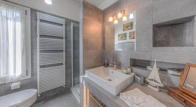 Holiday apartment with 3 rooms for 5 persons — photo 2