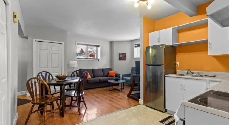 Wonderful serviced apartment | Pets are welcome — photo 2