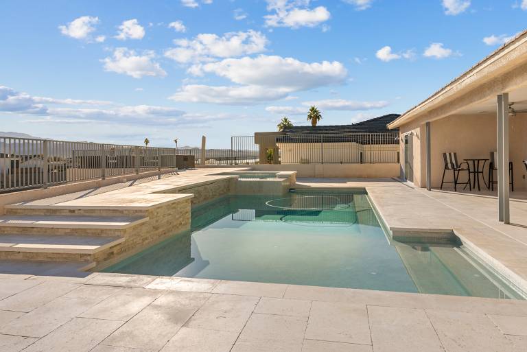 Lake Viewing on Chip Heatable Pool and Spa — photo 2