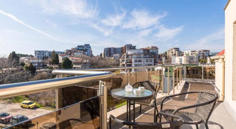 Fantasy Apartments Saint Constantine and Helena Resort — photo 4