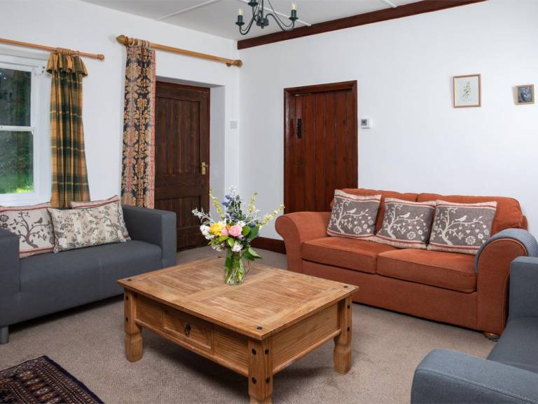 Fully equipped cottage with barbeque | Pets allowed — photo 4