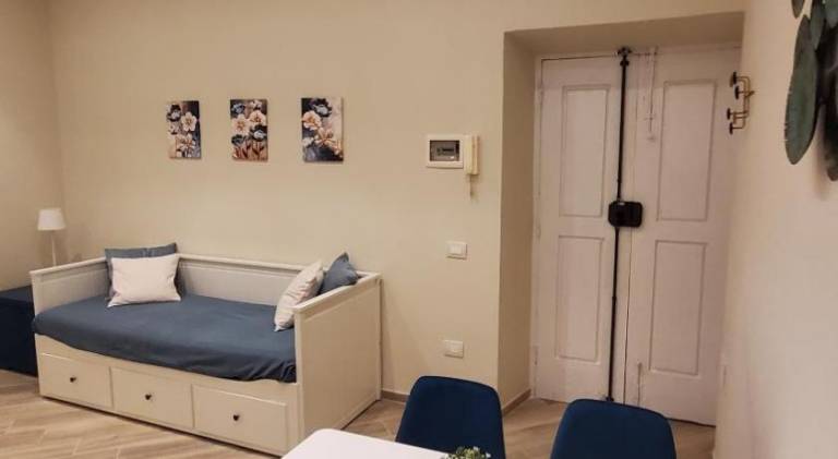 Apartment with 2 rooms for 6 persons — photo 4